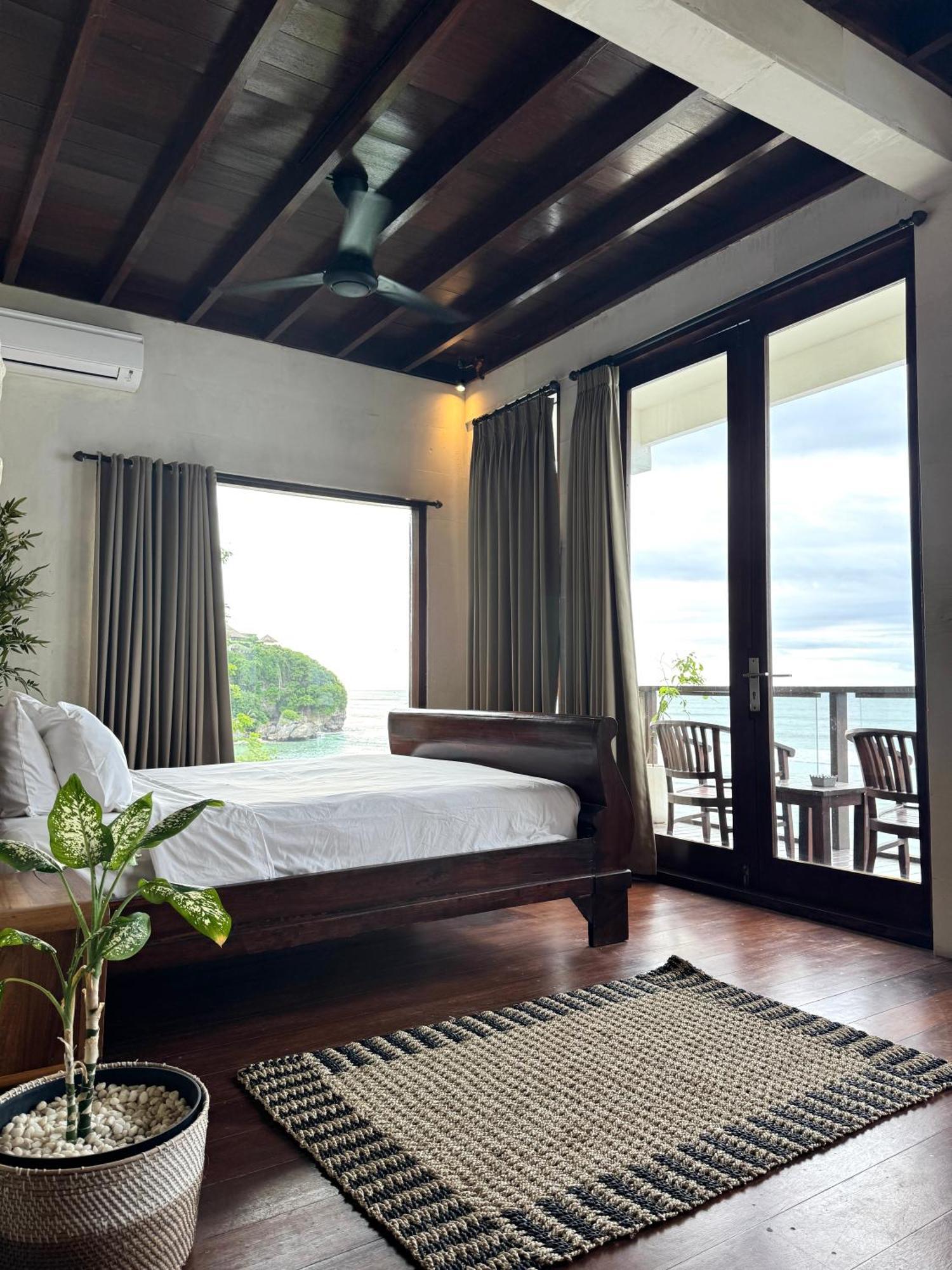 Bale Bingin Beachfront Stay Uluwatu Oda fotoğraf